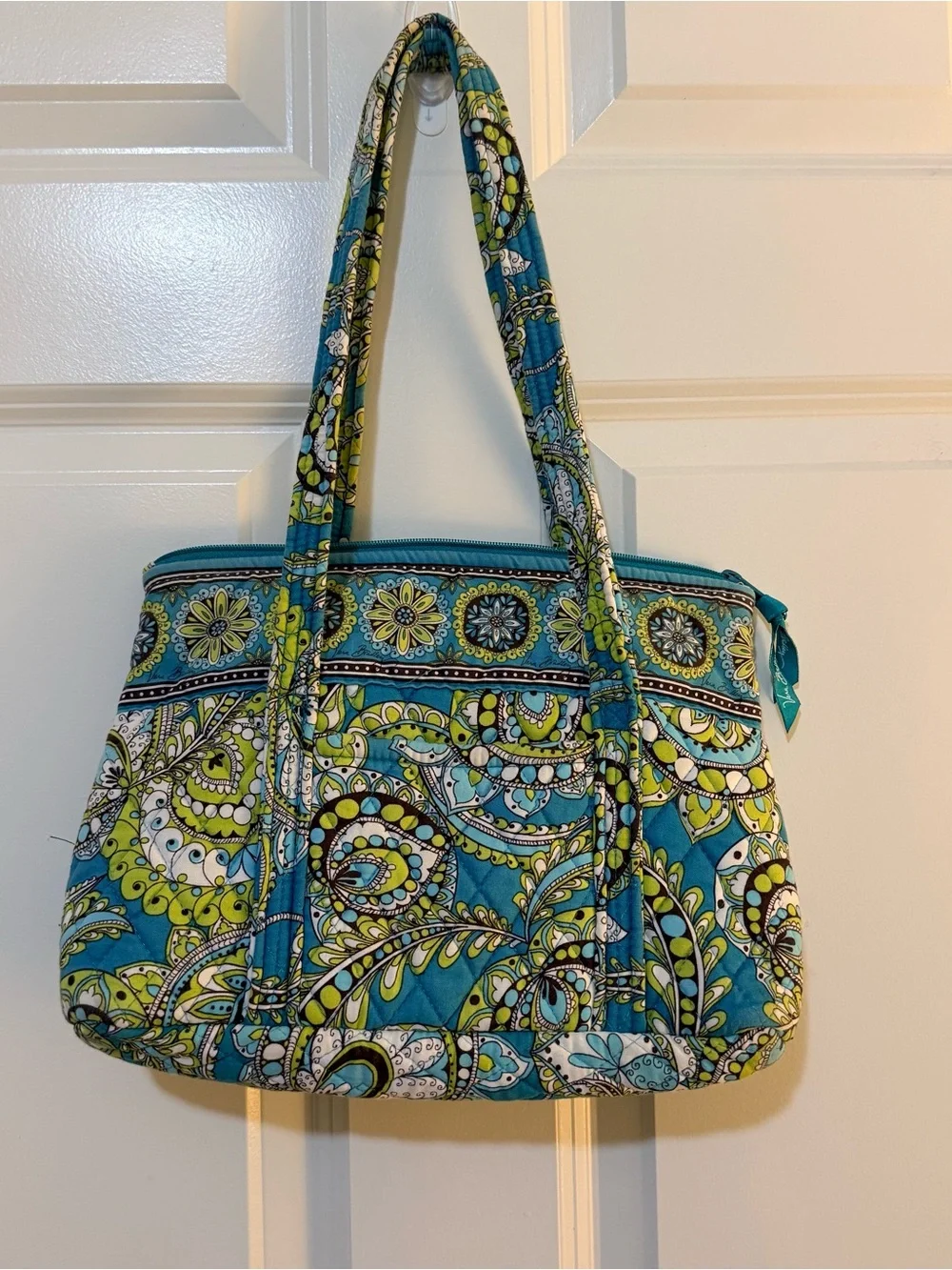 Retired Vera Bradley Hannah Hobo Bag Y2K Quilted Shoulder Bag Peacock Pattern